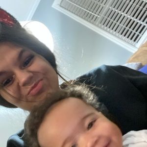 Meet your Posher, Ayonna